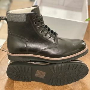 Express Men Fashion Leather Boots Size 9 Black New